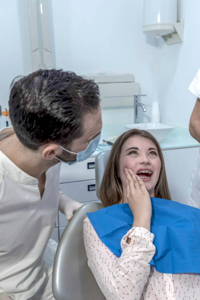 Best Urgent Tooth Repair  in Swisher, IA
